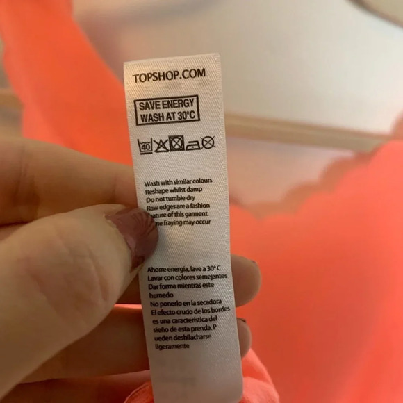 Topshop Womens Crop Top  Pink Coral Scallop V-Neck Sleeveless SIZE 12 - Picture 7 of 8